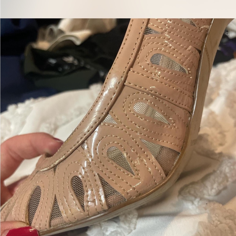 Elegant Nude Stiletto Heels - Picture 4 of 4